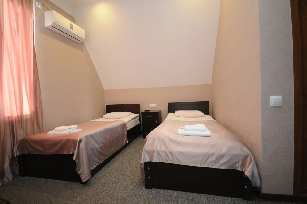7 Rooms