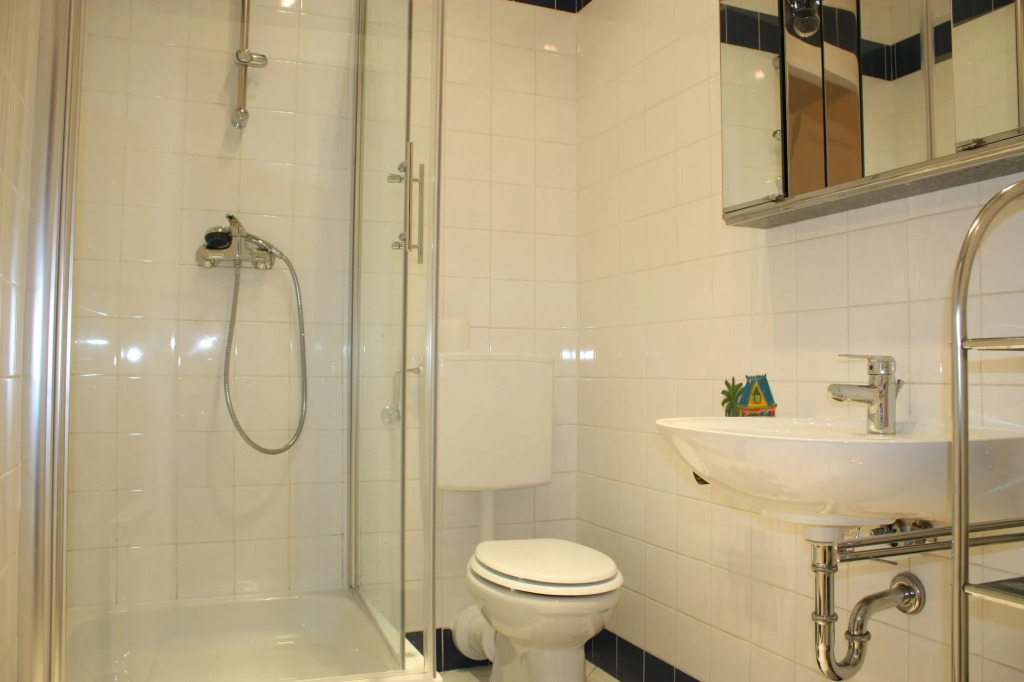 Homelike City Apartment