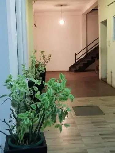 New Kings Gate Airport Transit Hotel
