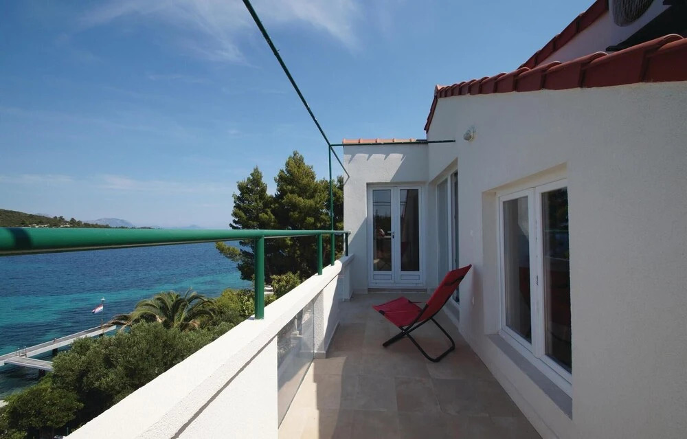 Nice Home in Lumbarda With Wifi and 3 Bedrooms