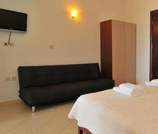 Studios Aigaio