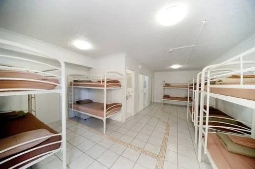 Airlie Waterfront Accomodation - Hostel