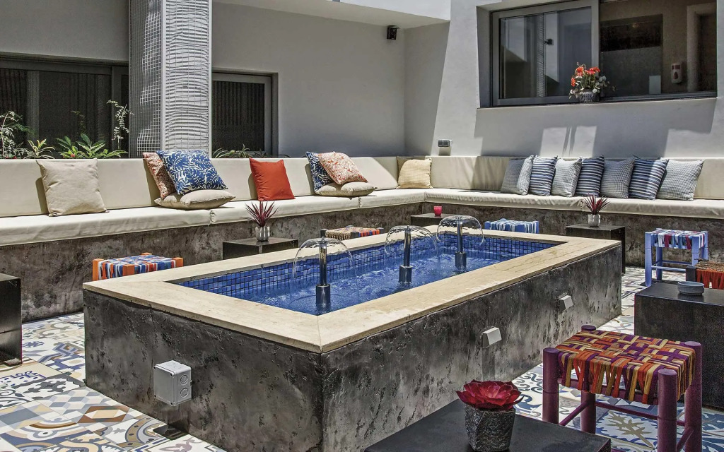 Urbano Hotel