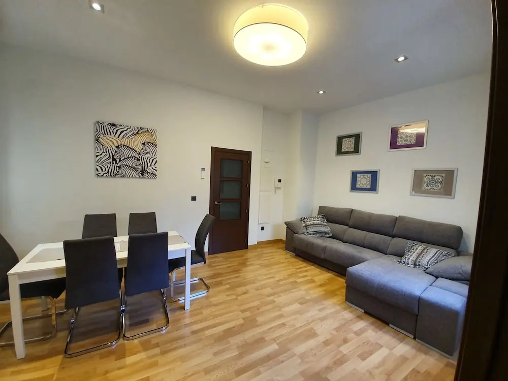 Imeda Apartamentos Escudo del Carmen 19