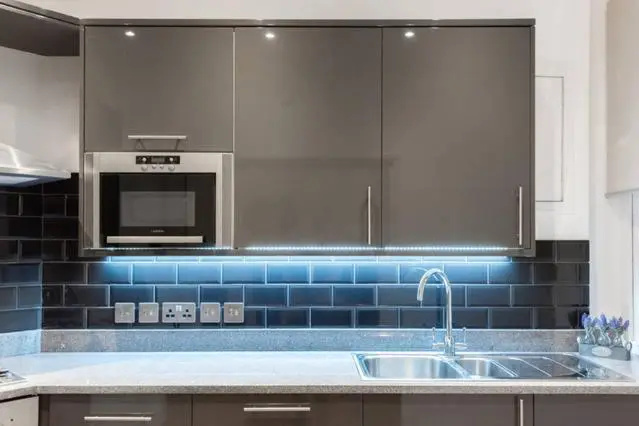 Fleet Street Apartment 3