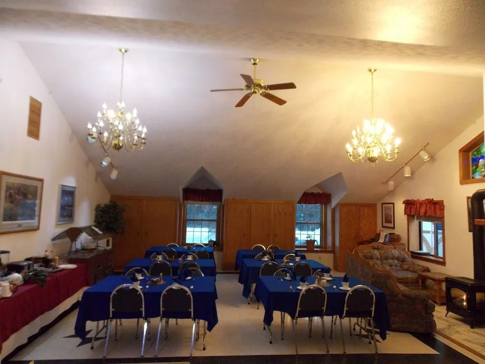 Abbey Archway Inn
