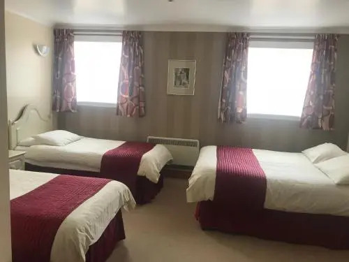 Empire Travel Lodge