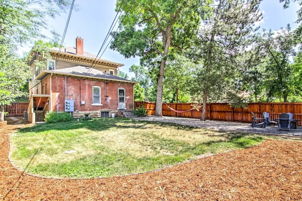 Historic Redstone w/ Large Backyard, Walk To Csu!