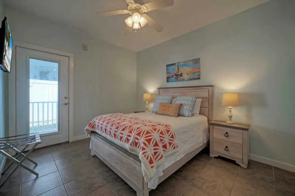 Sleeps 10 Two Condos. Pet-friendly + Beach Access