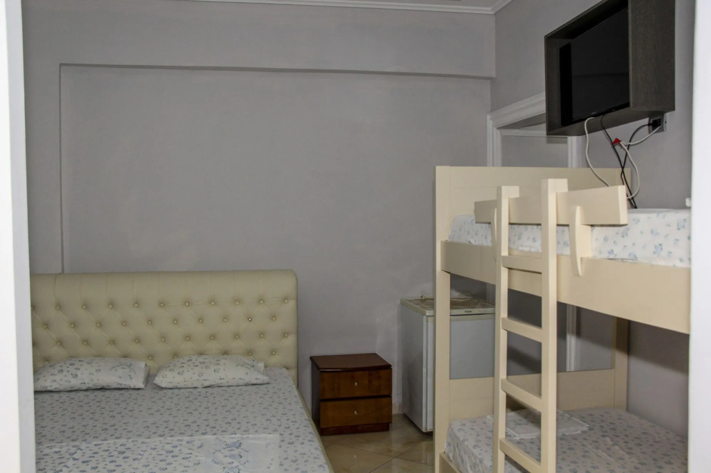 Andy Apartments