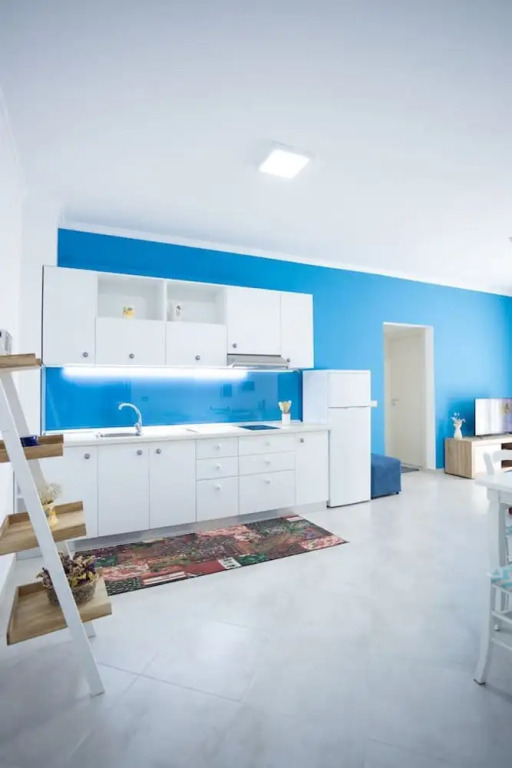 Central Seaview Apartment 2BR in Vlor