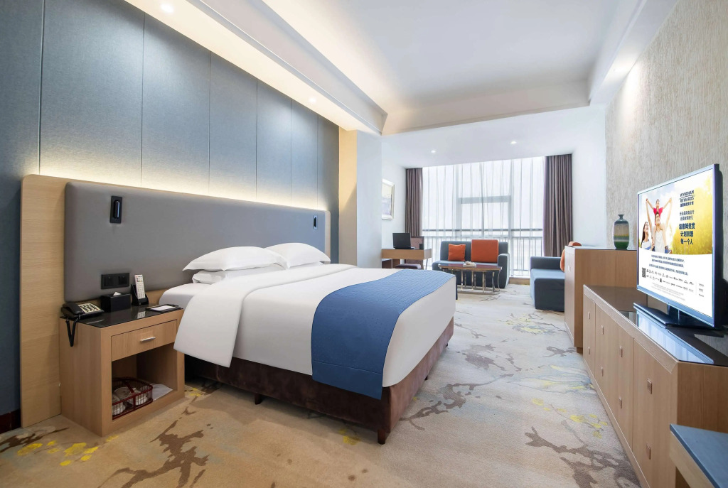 Ramada Linyi North