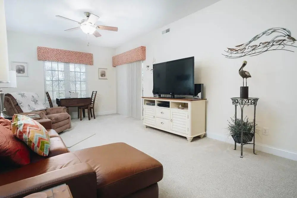 2nd North Condo 311 by RedAwning