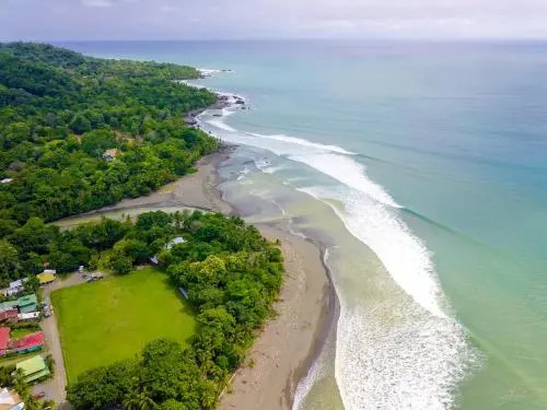 Surf House Pavones