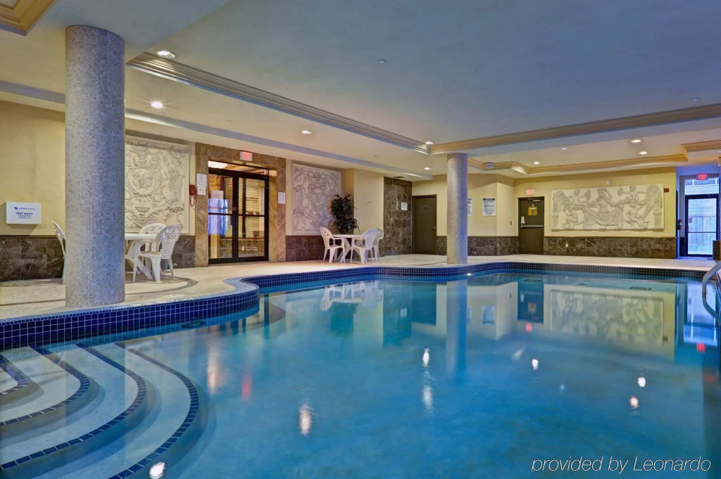 Radisson Hotel Toronto Airport West
