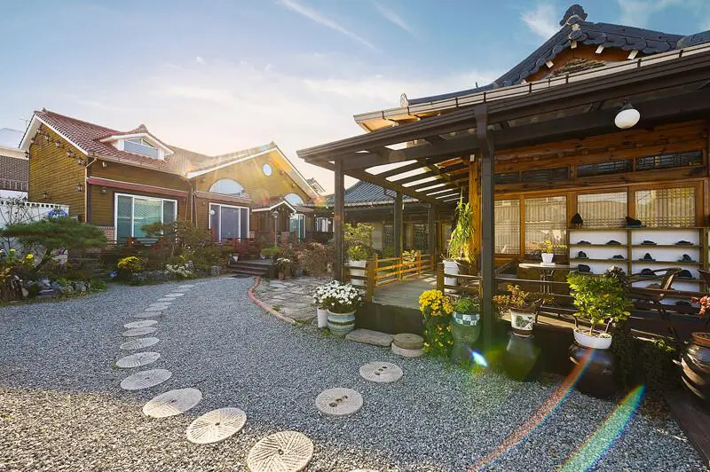 Sinragoon Hanok Pension