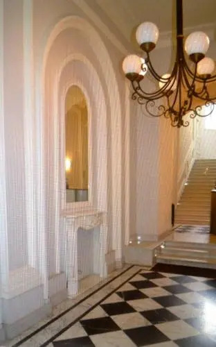 Apartment Bolshaya Konyushennaya 7