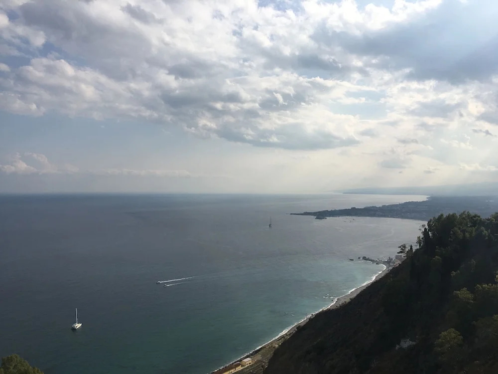 Nice Apartment in Corso Umberto: main center of Taormina!!
