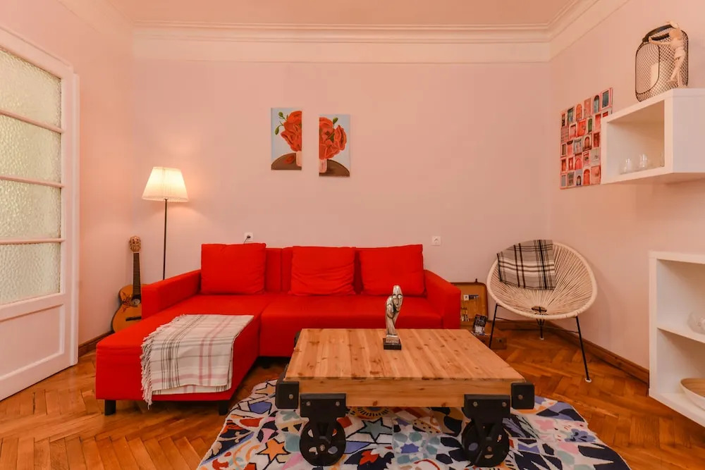 FM Deluxe 2-BDR Apartment - La La Land