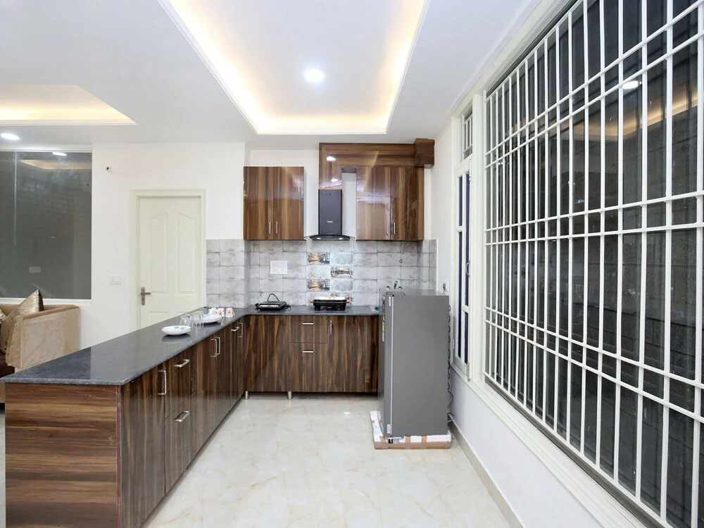 OYO 13769 Home Spacious 3BHK Kasauli