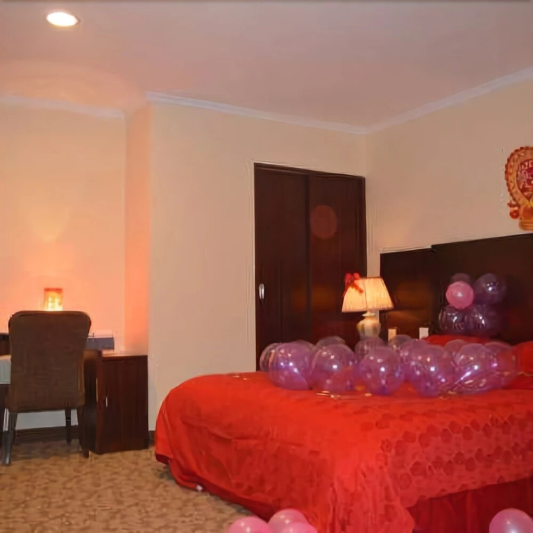 Huatian Century Hotel