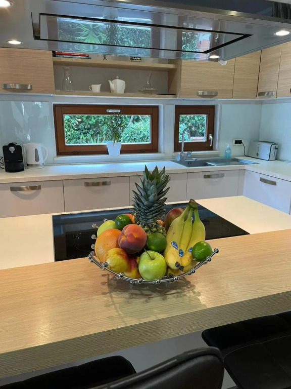 VILLA LOVRAN - heated pool - 5 min walk to the beach - incredible sea view