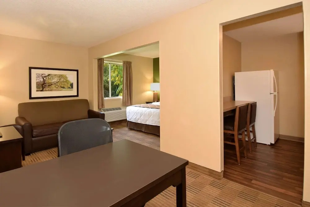 Extended Stay America Select Suites - Nashville - Airport