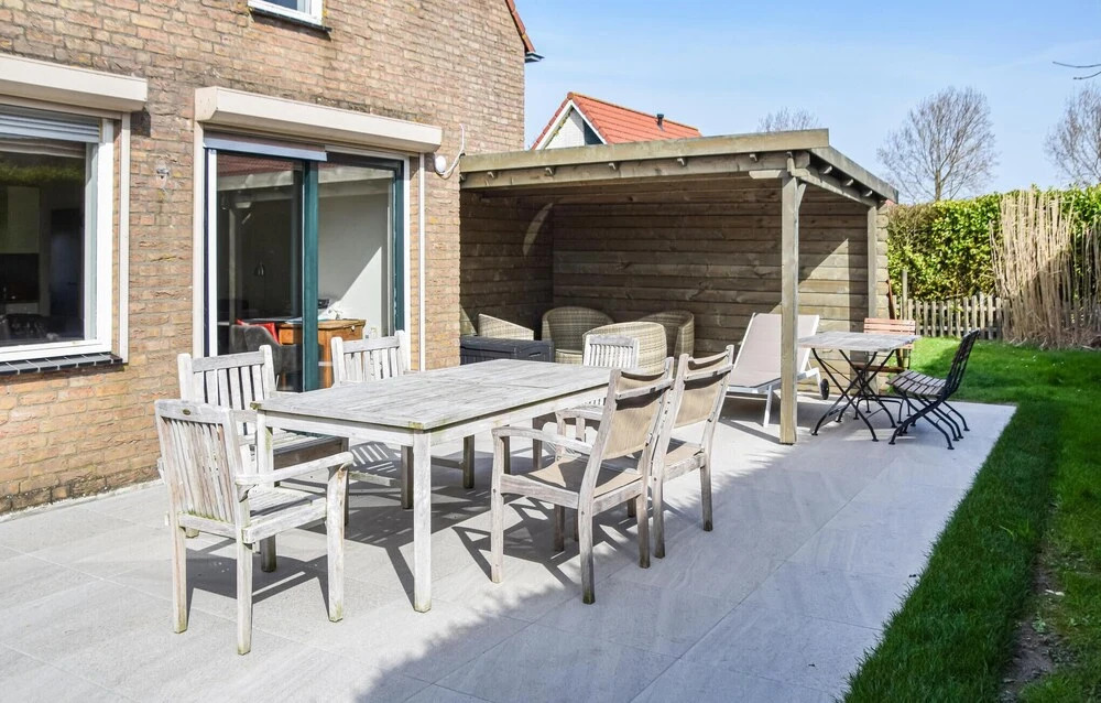 Stunning Home In Breskens With Kitchen