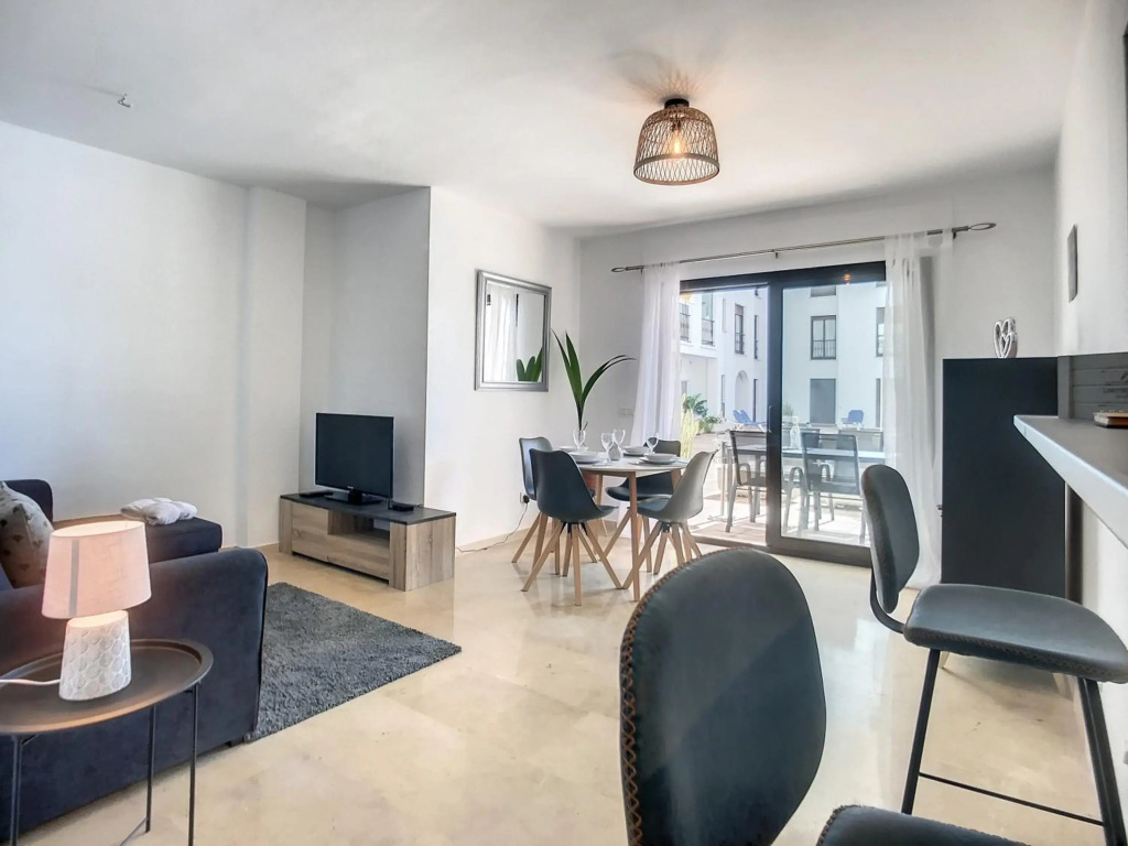 Superb Seafront Apartment Marina Real 305