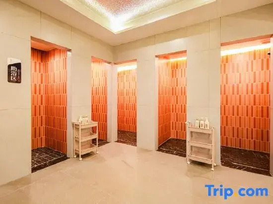 Guanlan Yue Hot Spring Holiday Hotel