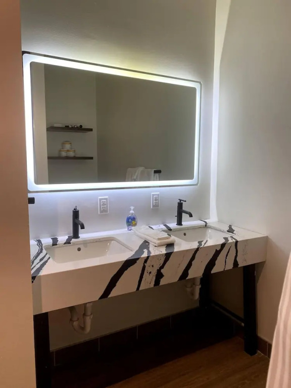 424-Apt. 400