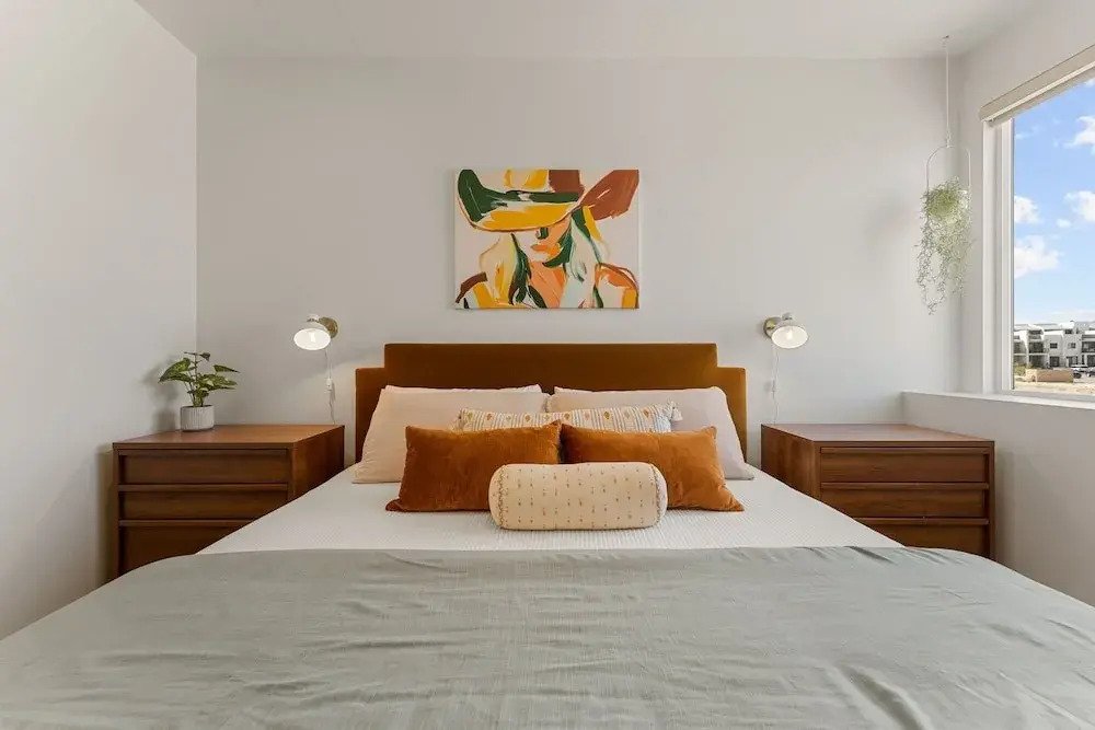 Country Is Cool Again 5 Bedroom Townhouse