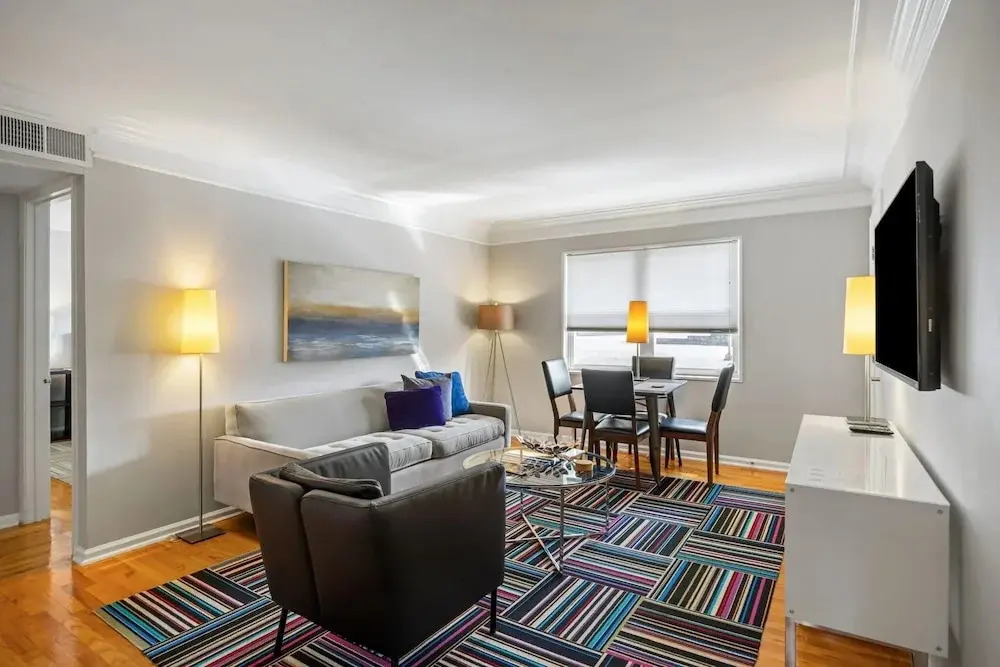 Brookwood Courtyard by BCA Furnished Apartments Bcc1b 02 B
