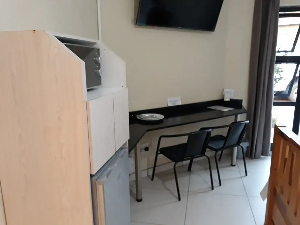 8 Ibis Lane Guest House