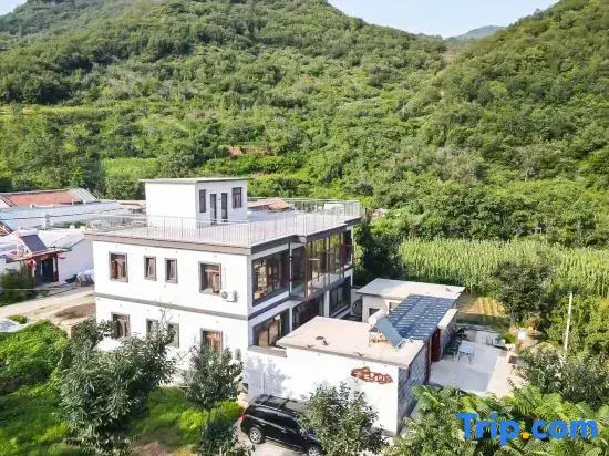 Hongjing Jiayuan Homestay