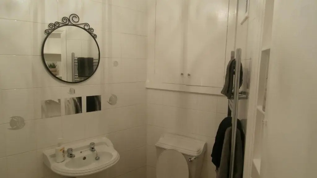 Llandudno Beachfront 2 Double Bedroom Apartment 2nd Floor