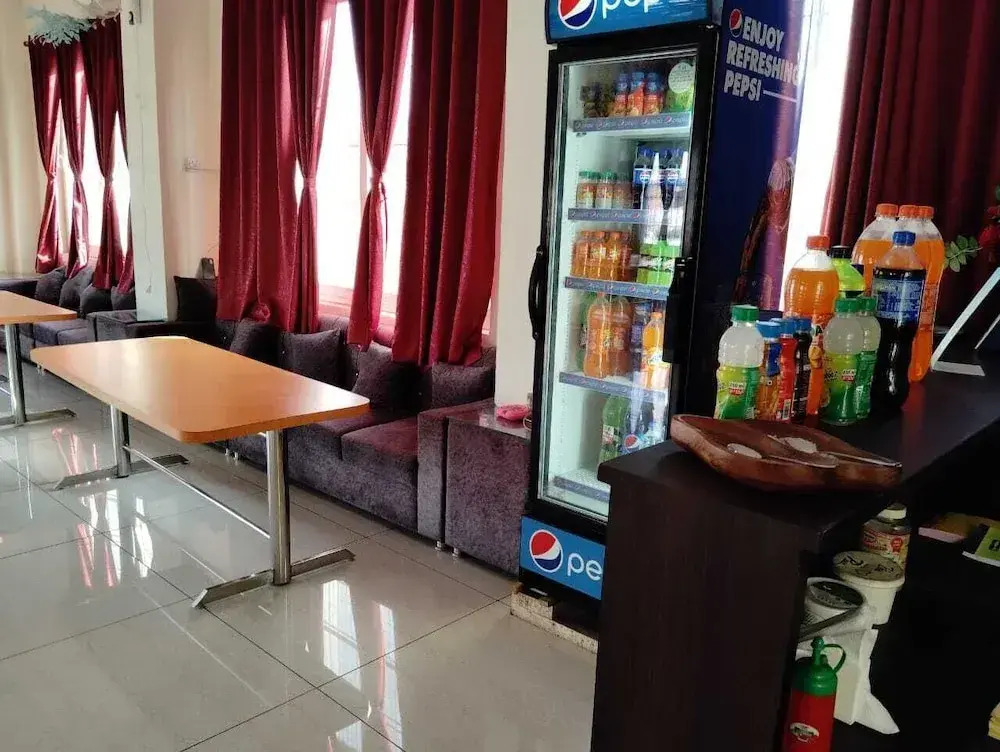 Hotel Parwatanchal Restaurant & Party