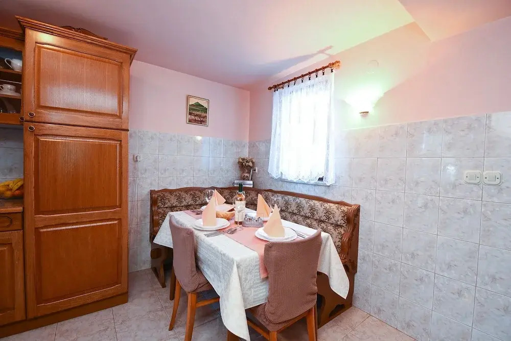 Apartment 1492