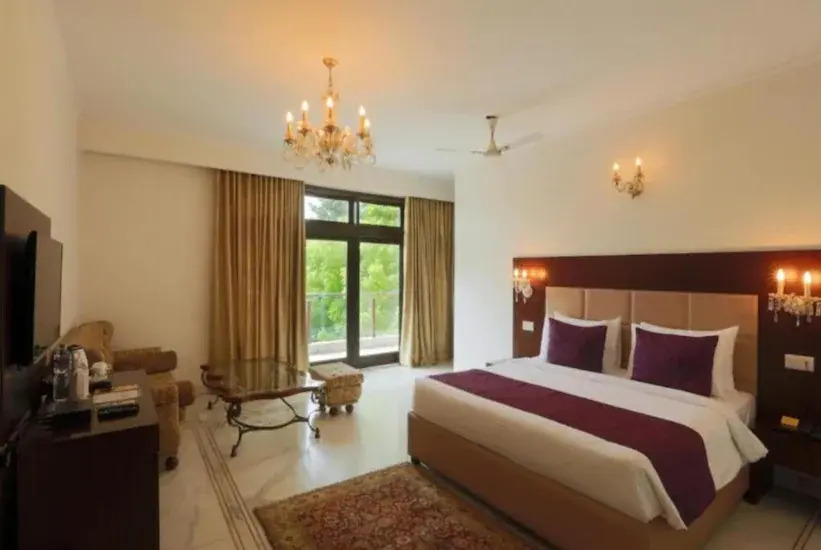 Hotel Aashiyaana by Yaara
