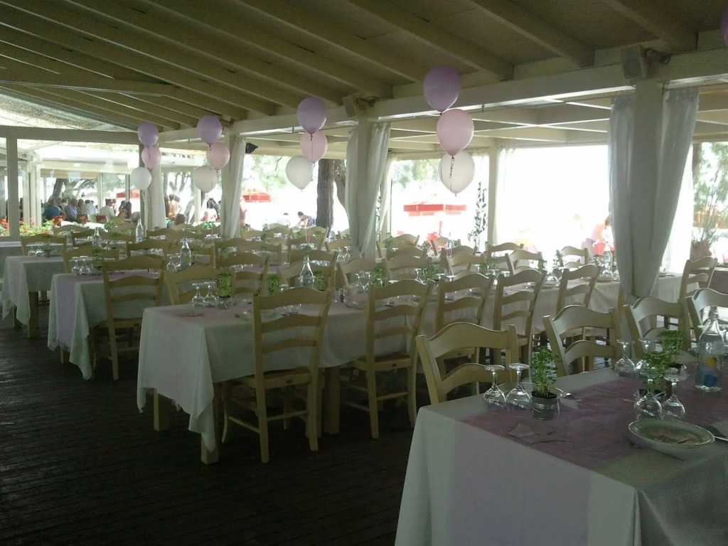 Eviana Beach