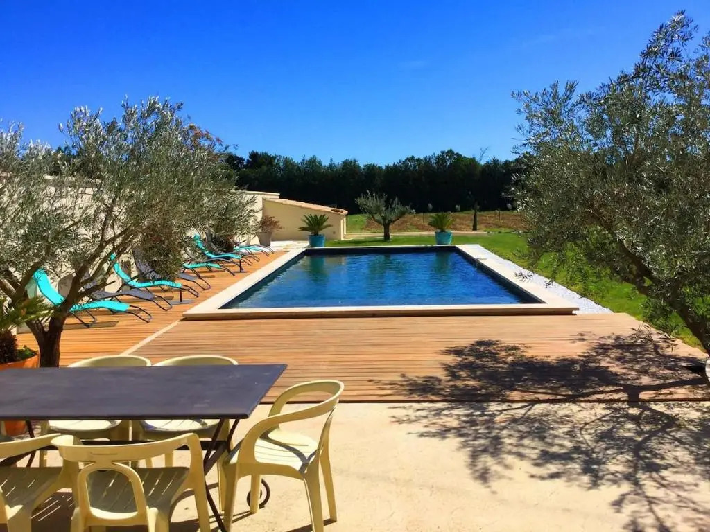 Grande Maison Familiale Avec Piscine Privée Et Climatisation, 10 Personnes, Très Grand Jardin, Située Aux Vignères, Proche de L'Isle Sur la Sorgue - Ls2-338 Gaugalino