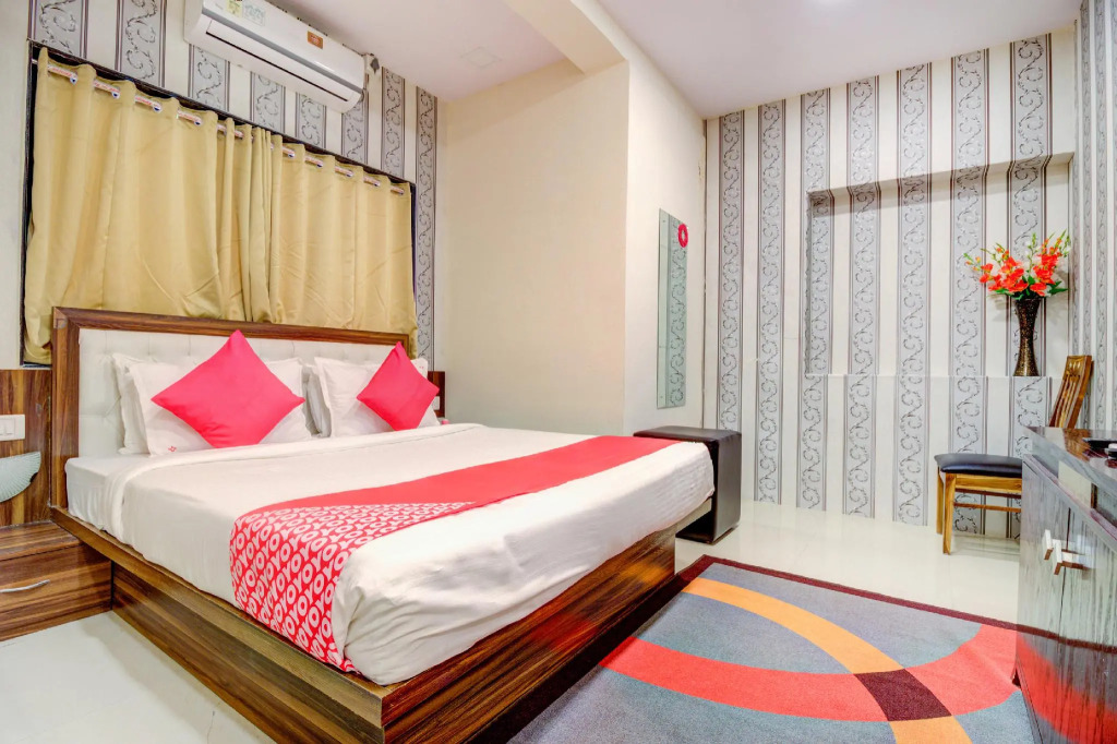 OYO 69852 De Classico Hotel