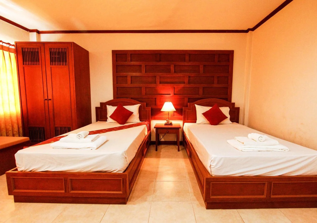 Khaolak City Hotel