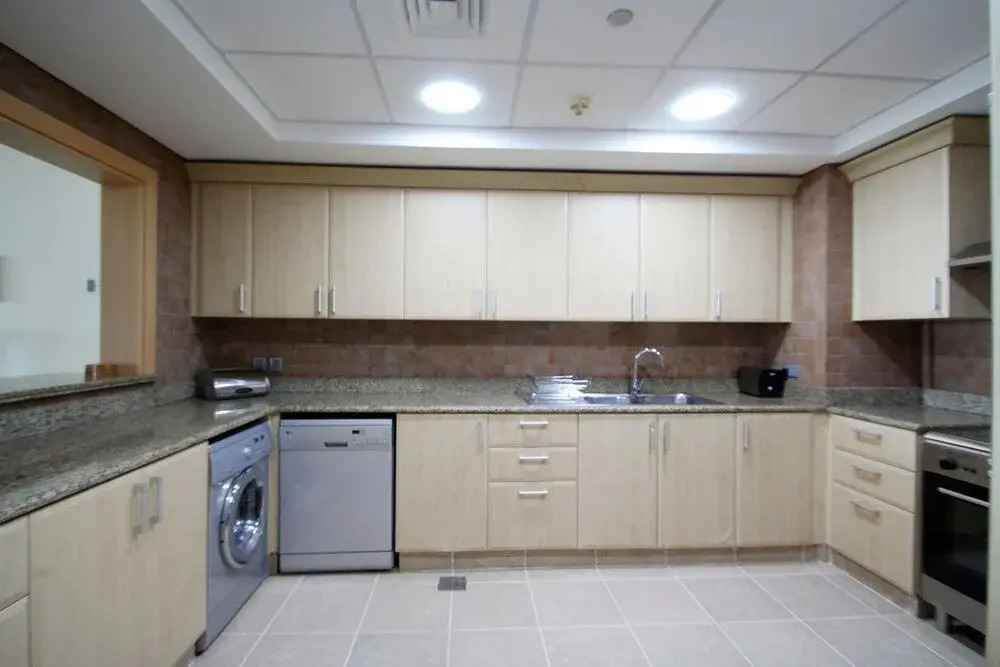 Al Basri by Kennedy Towers