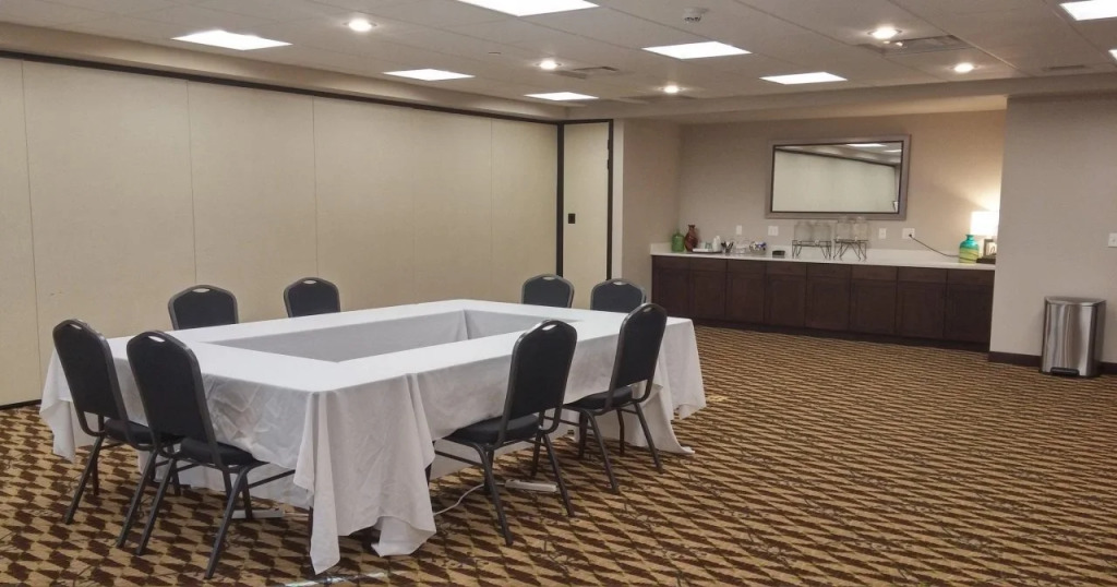 Holiday Inn Express & Suites Golden by IHG