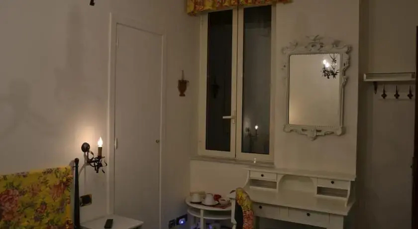 La Civetta Sul Comò B&B