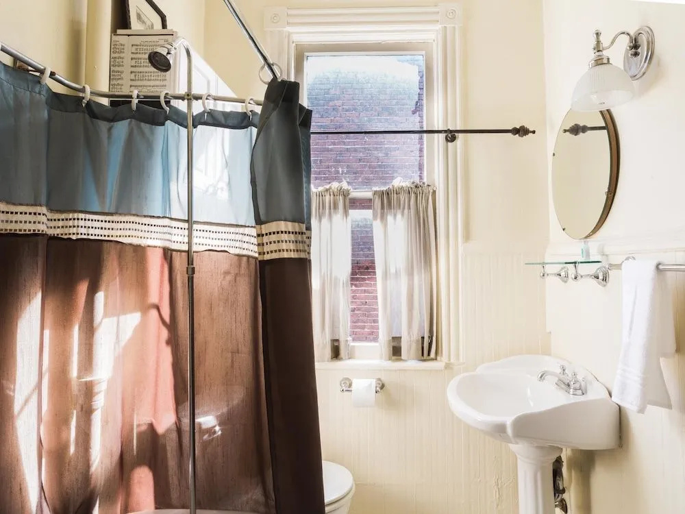 Found Places Capitol Hill Bed & Breakfast