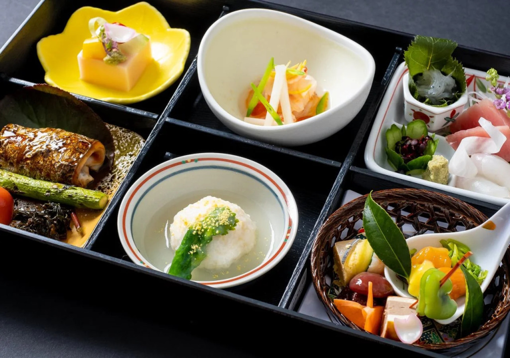HAKONE GORA ONSEN Hotel Kasansui