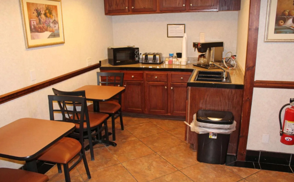 Americas Best Value Inn Conyers