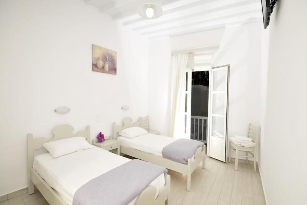 Dimitra Pension